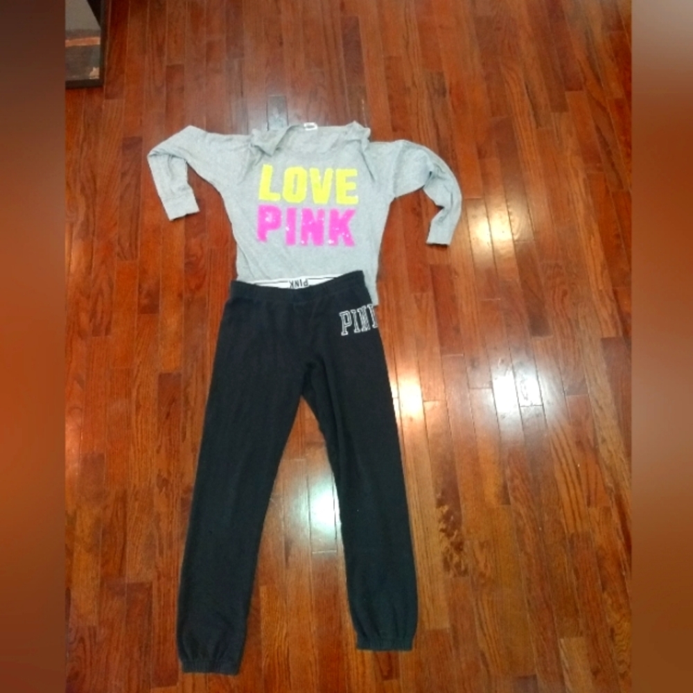 VS pink bundle